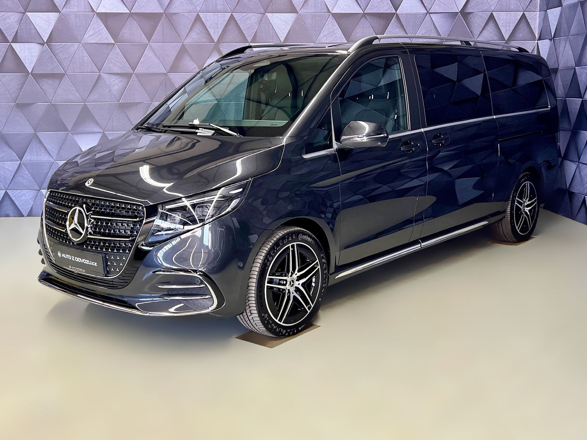 Mercedes-Benz V 300d 4MATIC AMG EXCLUSIVE XL, NEZÁVISLÉ TOPENÍ