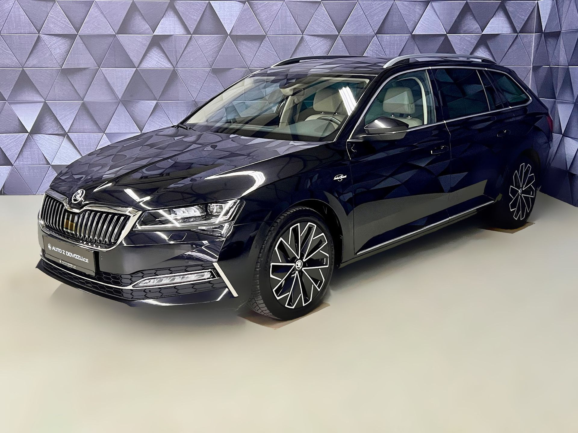 Škoda Superb 2.0TDI 140kW 4x4 DSG L&K, ACC, CANTON, MASÁŽE