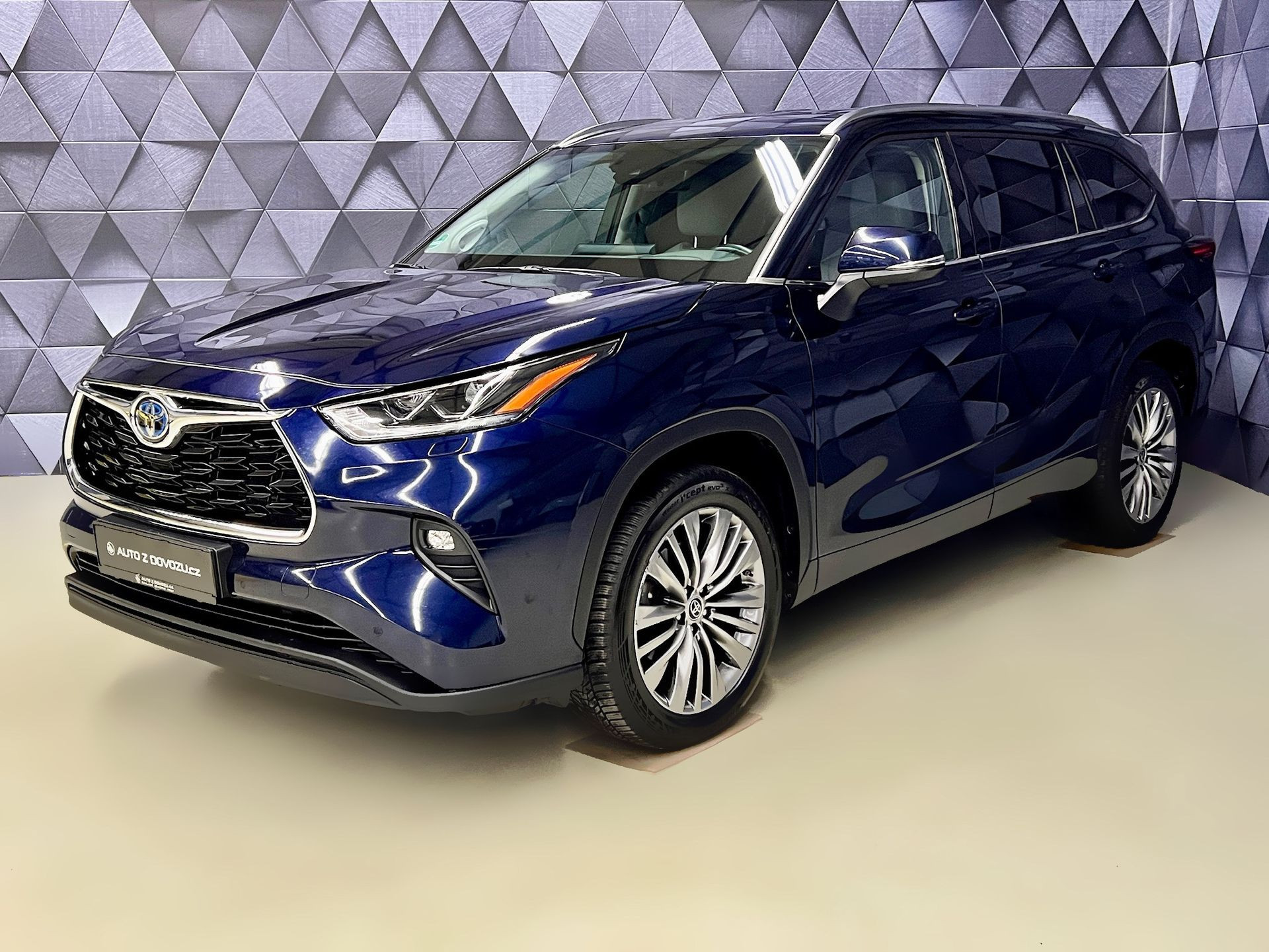 Toyota Highlander 2.5 HYBRID 4WD PRESTIGE TECH, DYNAMIC FORCE, JBL