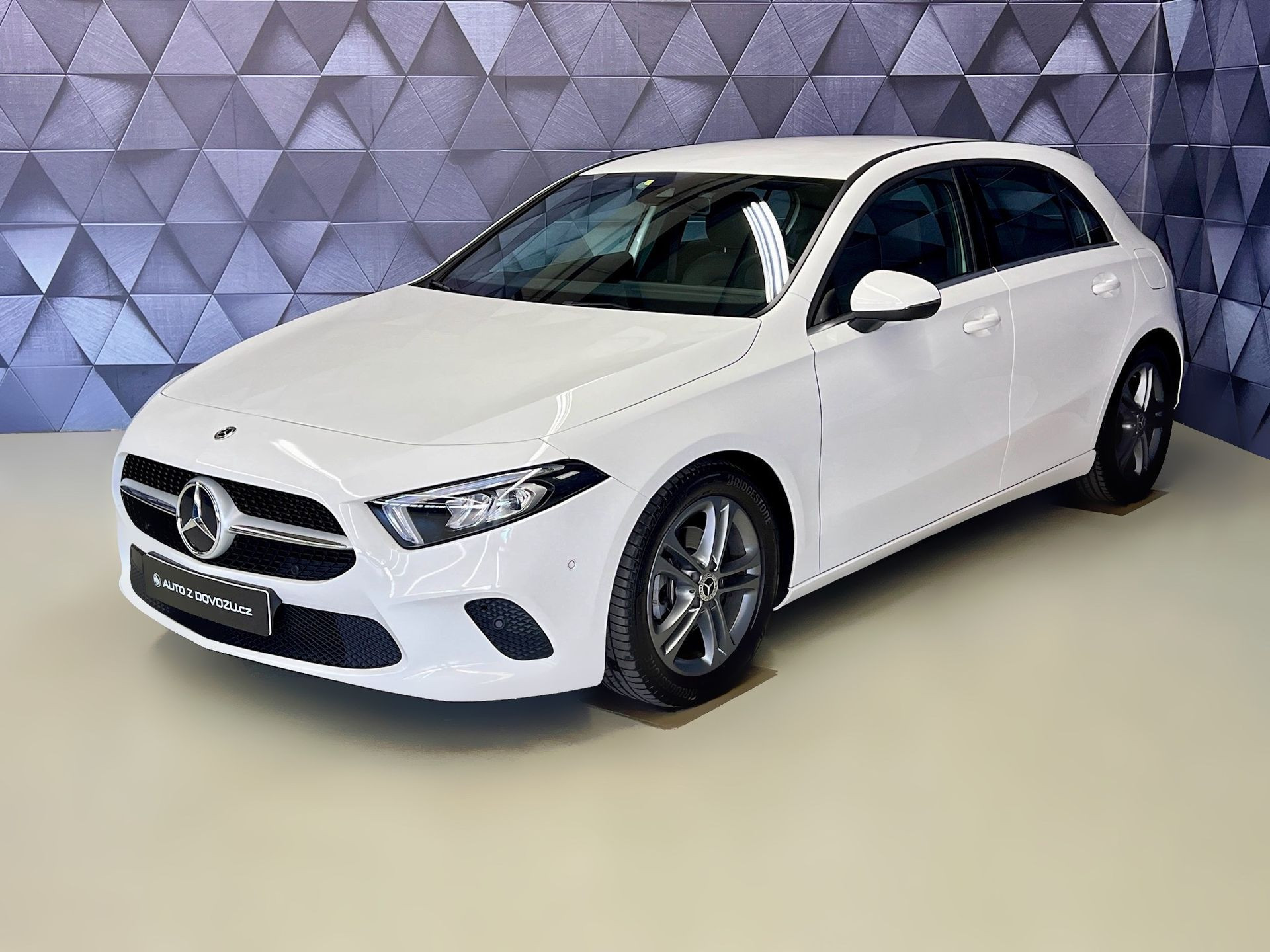 Mercedes-Benz A 180 CDI 85 KW 7G-DCT STYLE, LED,  PARK PILOT