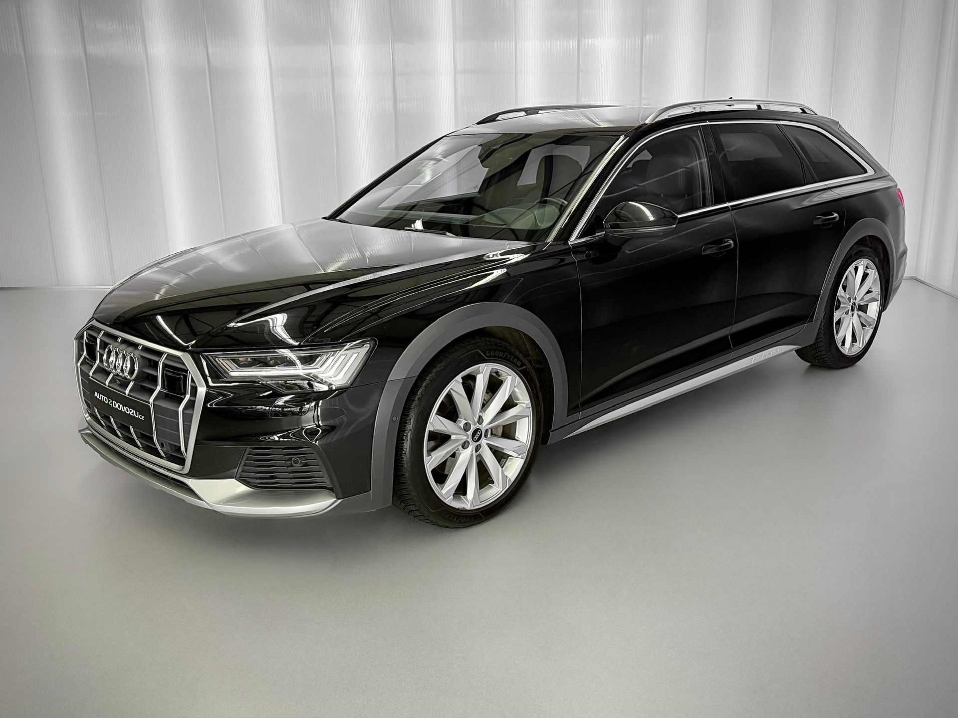 Audi A6 Allroad 50TDI 210KW QUATTRO, VZDUCH, WEBASTO, EL. TAŽNÉ
