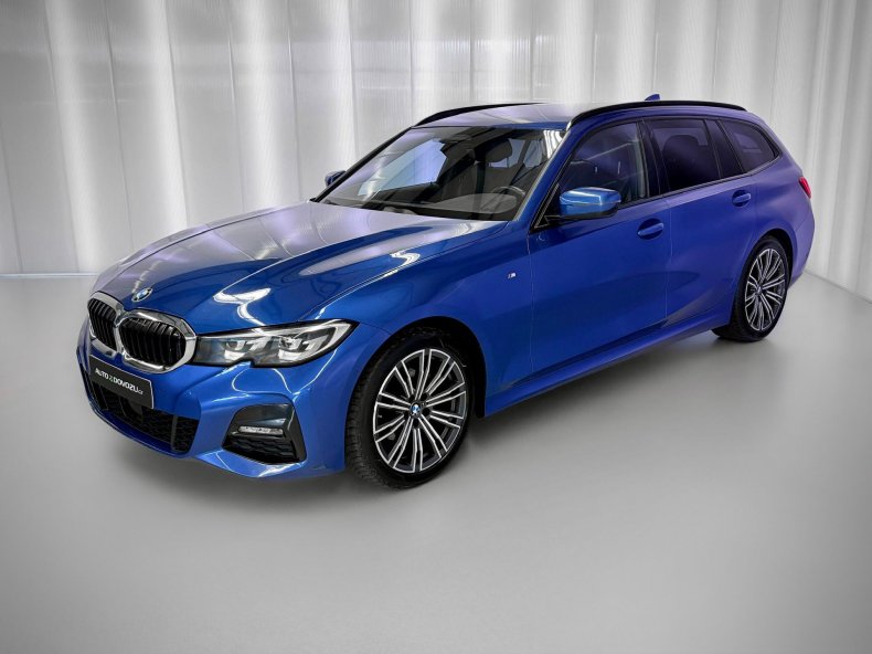 BMW 320d xDrive M-SPORT, LED, WEBASTO, DRIVING ASSIST, EL. TAŽNÉ