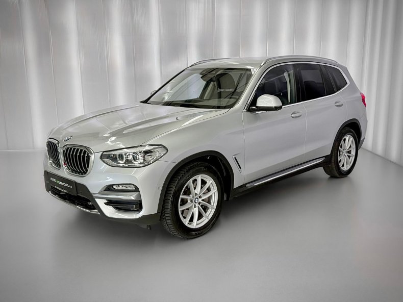 BMW X3 30d xDrive LUXURY LINE, 360° KAMERA, WEBASTO, DRIVING ASSISTANT, EL. TAŽNÉ