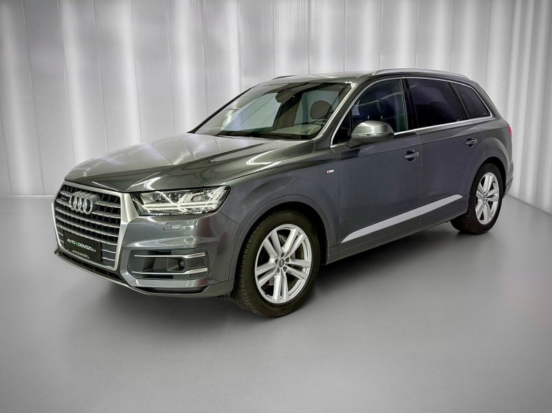 Audi Q7 3.0TDI 200KW QUATTRO S-LINE, VZDUCH, EL. TAŽNÉ, AUDI VIRTUAL