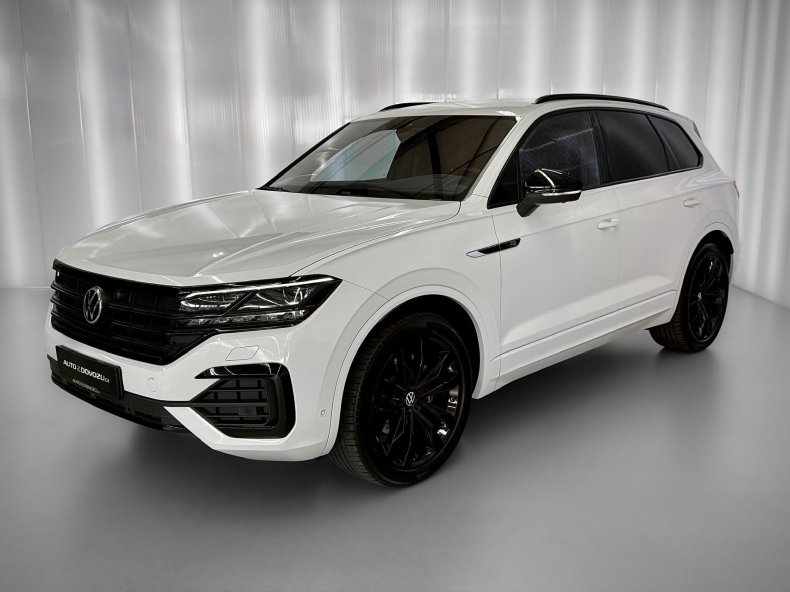 Volkswagen Touareg 3.0TDI 210KW 4MOTION R-LINE, VZDUCH, WEBASTO, MASÁŽE
