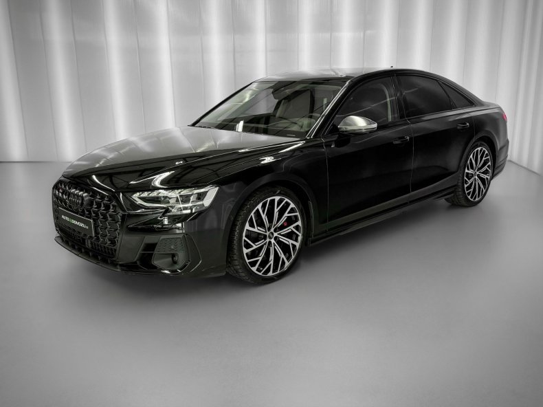 Audi S8 TFSi QUATTRO, MASÁŽE, B&O ADVANCED, TV, ALCANTARA