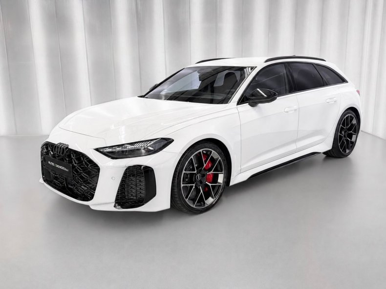 Audi RS5 AVANT 470KW QUATTRO, 285 KM/H, BANG & OLUFSEN 3D, HUD, PANORAMA, MASÁŽE