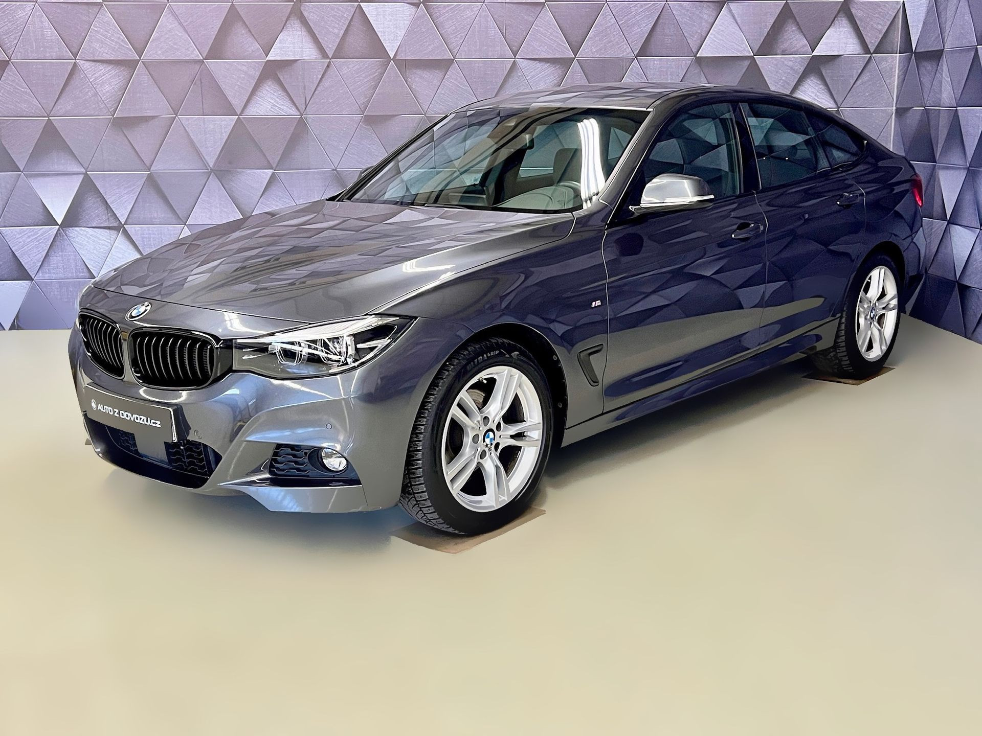 BMW 320d GT xDrive M-SPORT, LED, ACC, DRIVE ASSIST, KAMERA