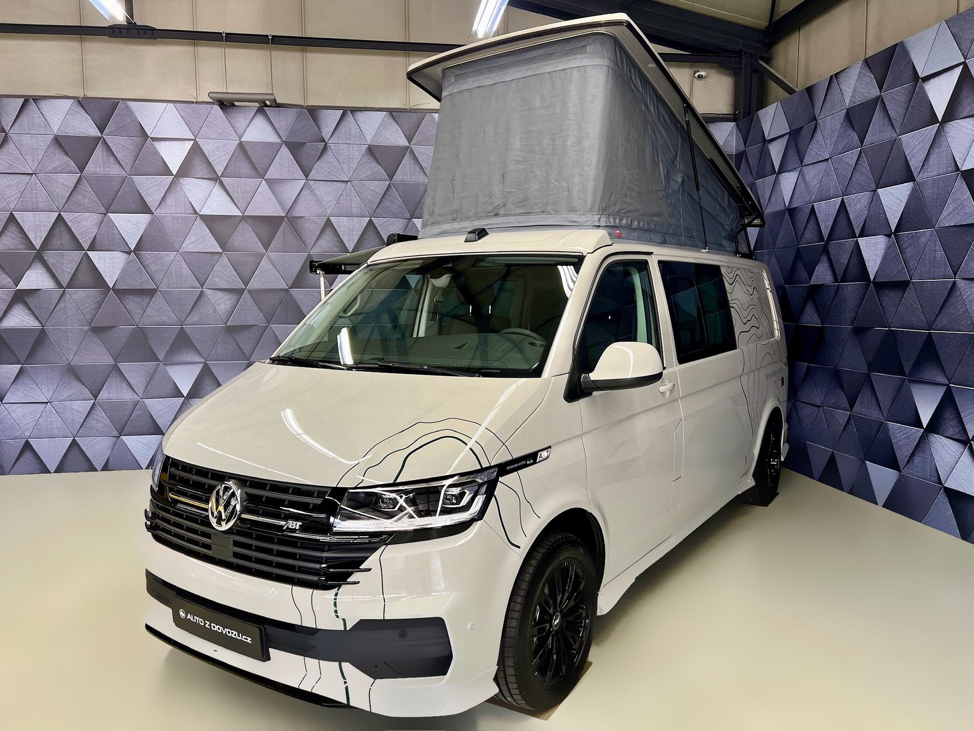 Volkswagen T6.1 California 2.0 TDI 110 KW DSG 6.1 XNH CAMPER PREMIUM, NEZÁVISLÉ T