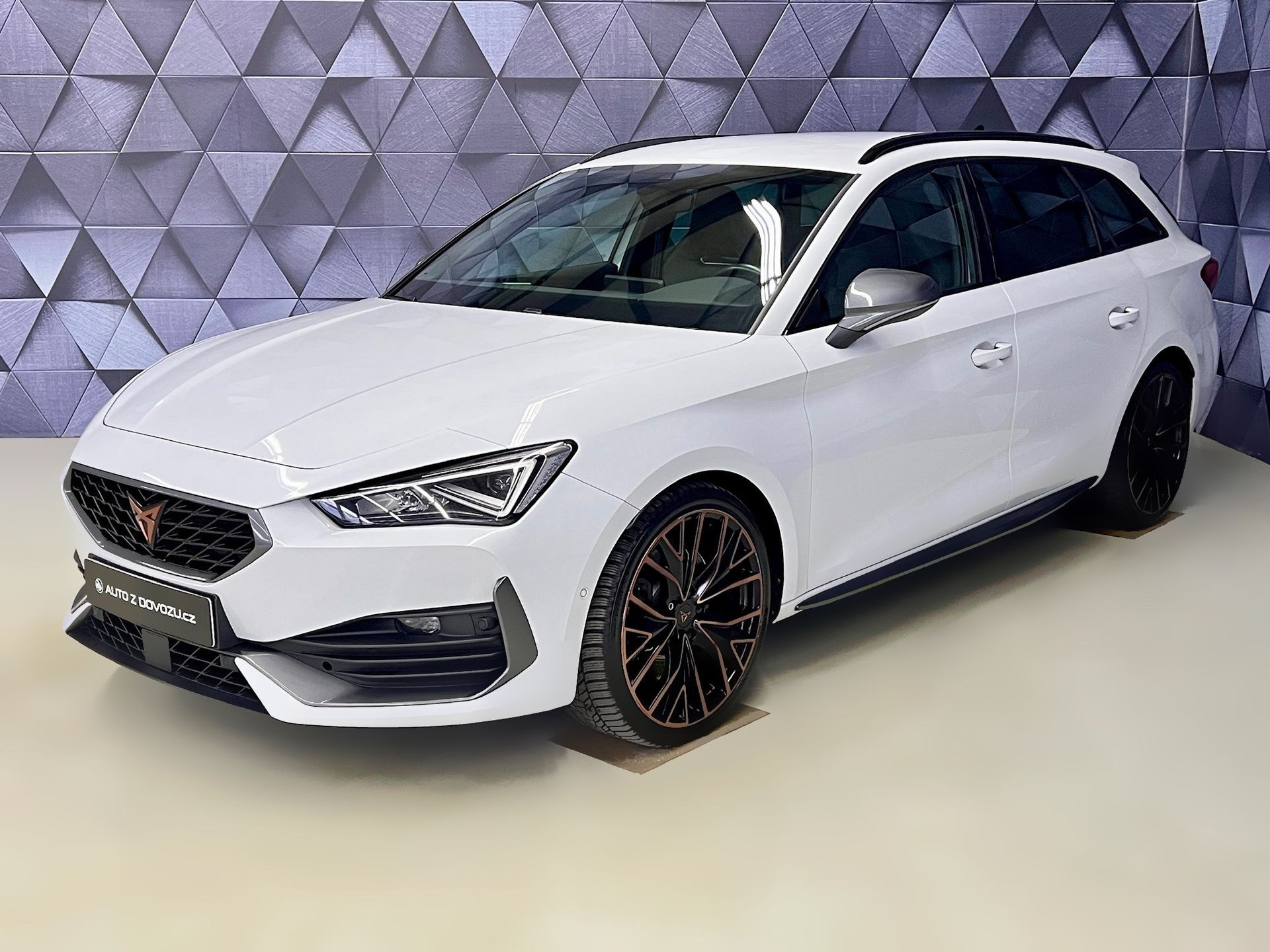 Cupra Leon 2.0TSI 228KW DSG 4WD SPORT, ACC, ASSIST, KEYLESS, LED