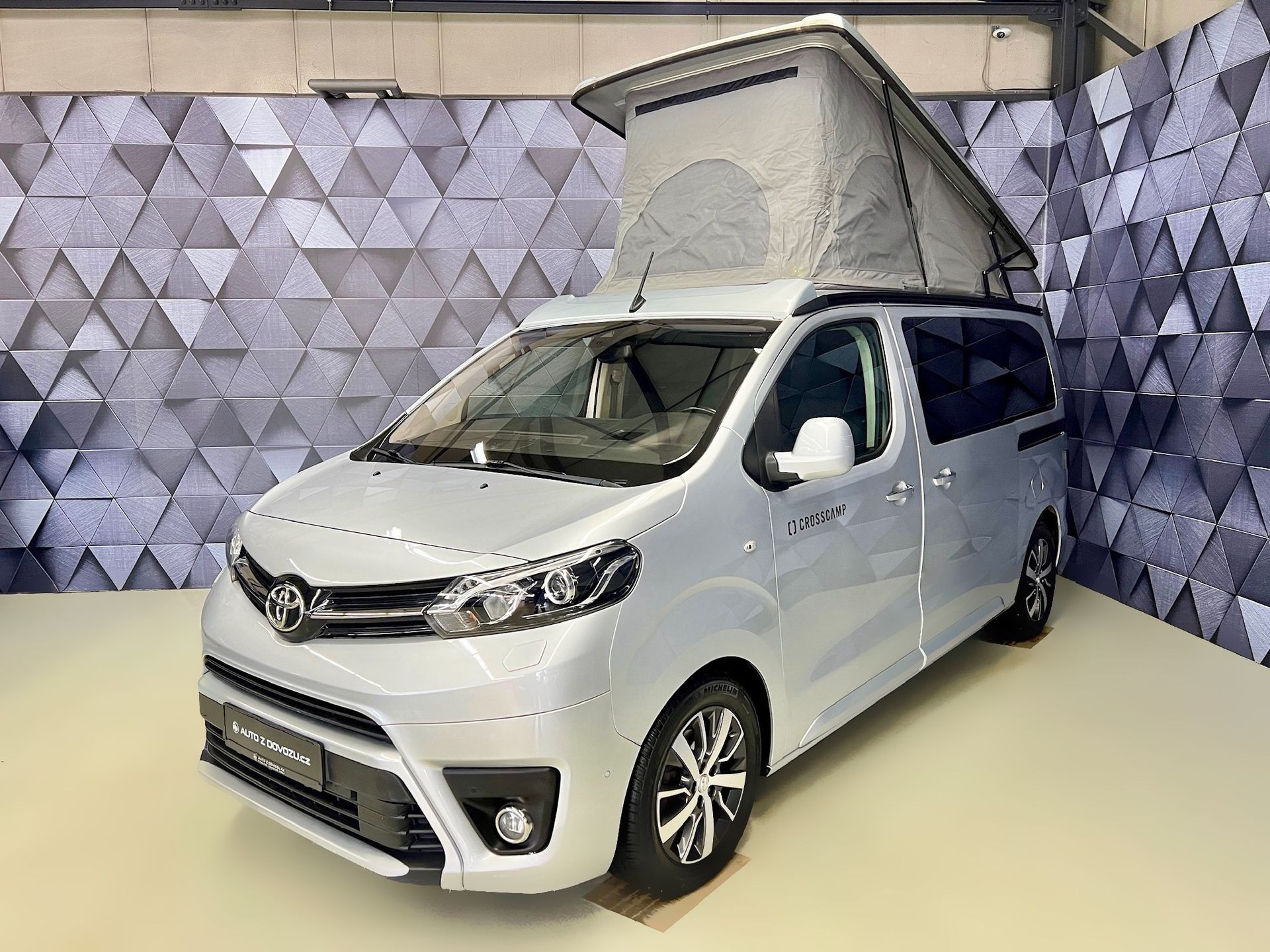 Toyota Proace CROSSCAMP, DETHLEFFS, WEBASTO, VAŘIČ