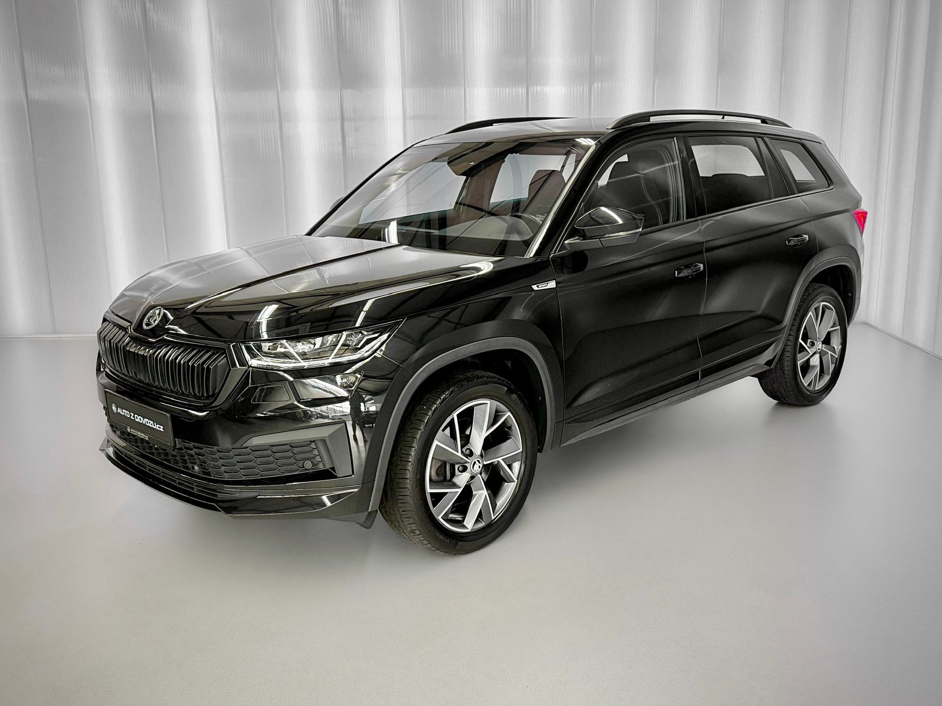Škoda Kodiaq 2.0TDI 4x4 DSG SPORTLINE PLUS, ACC, KESSY, EL. TAŽNÉ